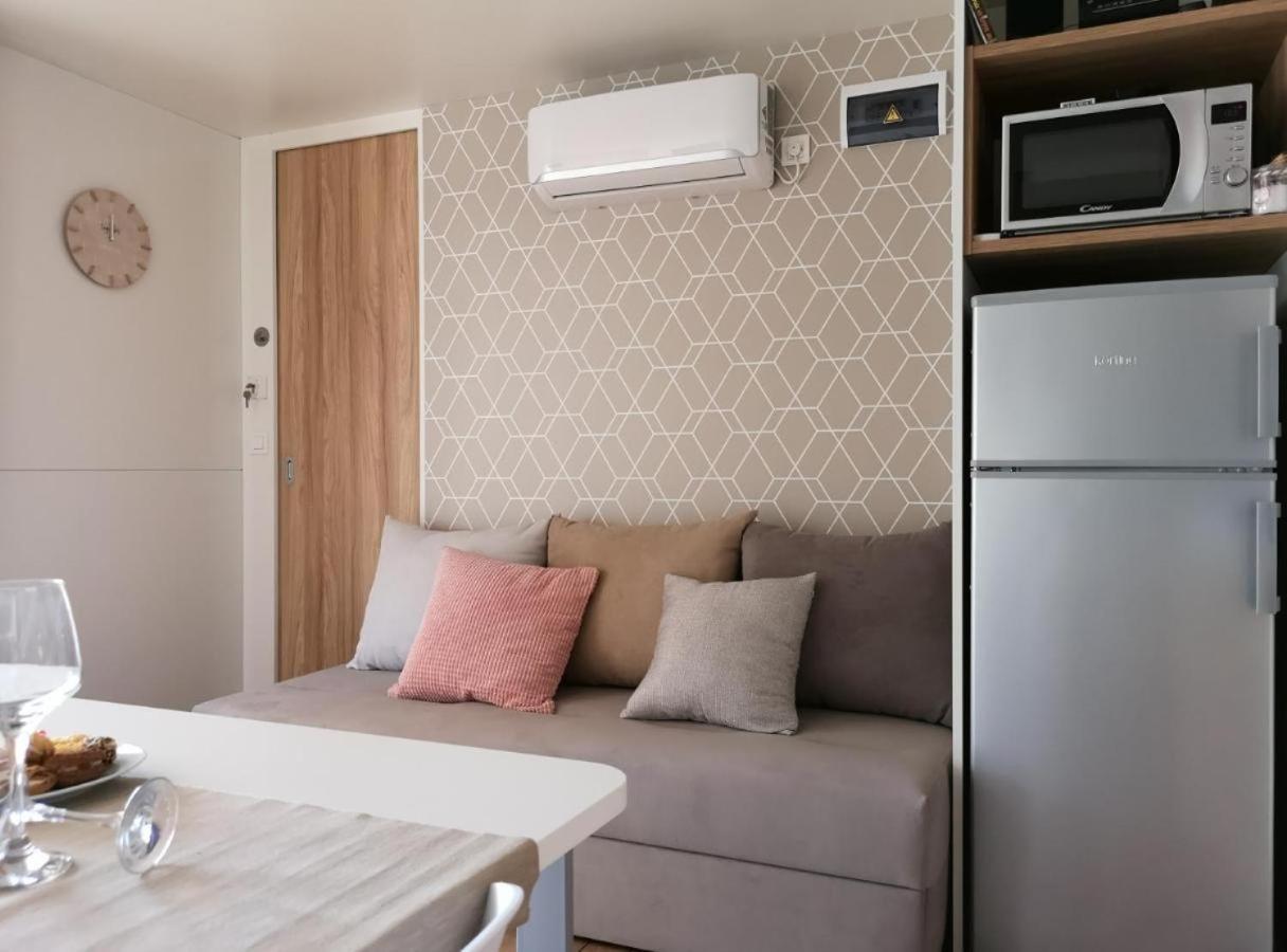 J & R Mobile Homes Biograd Na Moru Extérieur photo