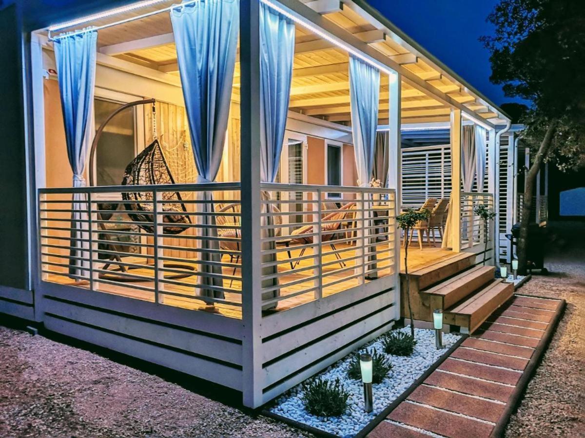 J & R Mobile Homes Biograd Na Moru Extérieur photo