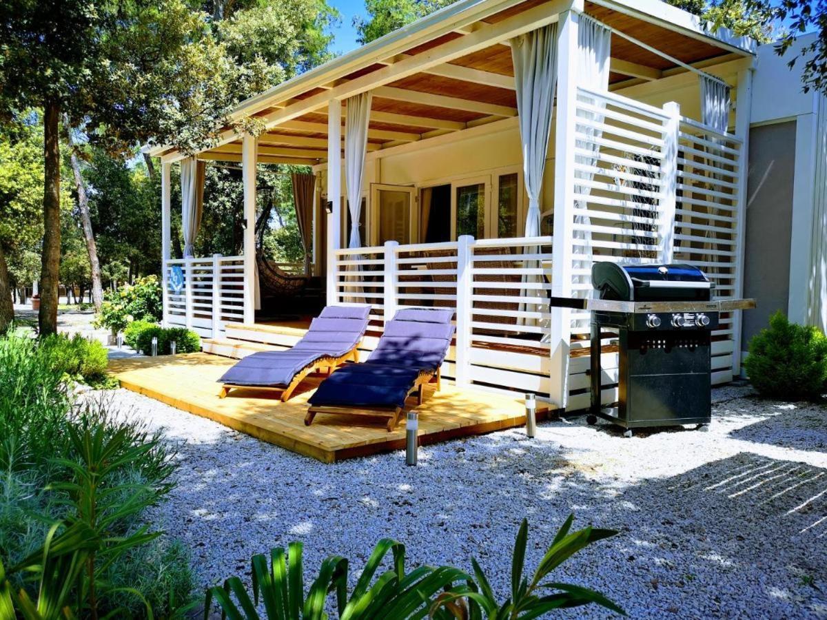 J & R Mobile Homes Biograd Na Moru Extérieur photo